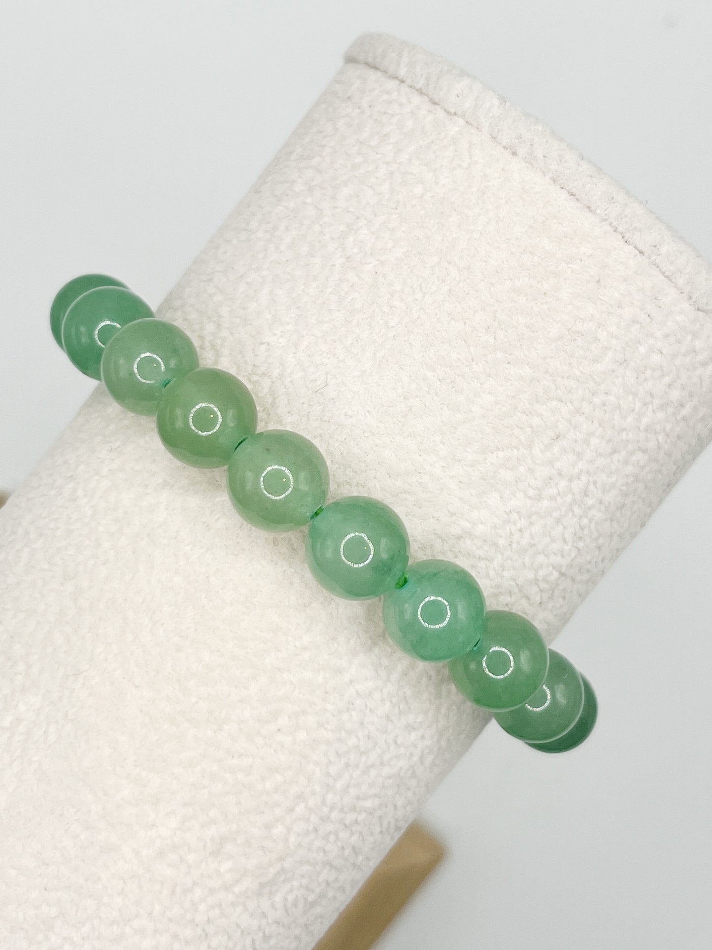 green-aventurine-gemstone-bracelet