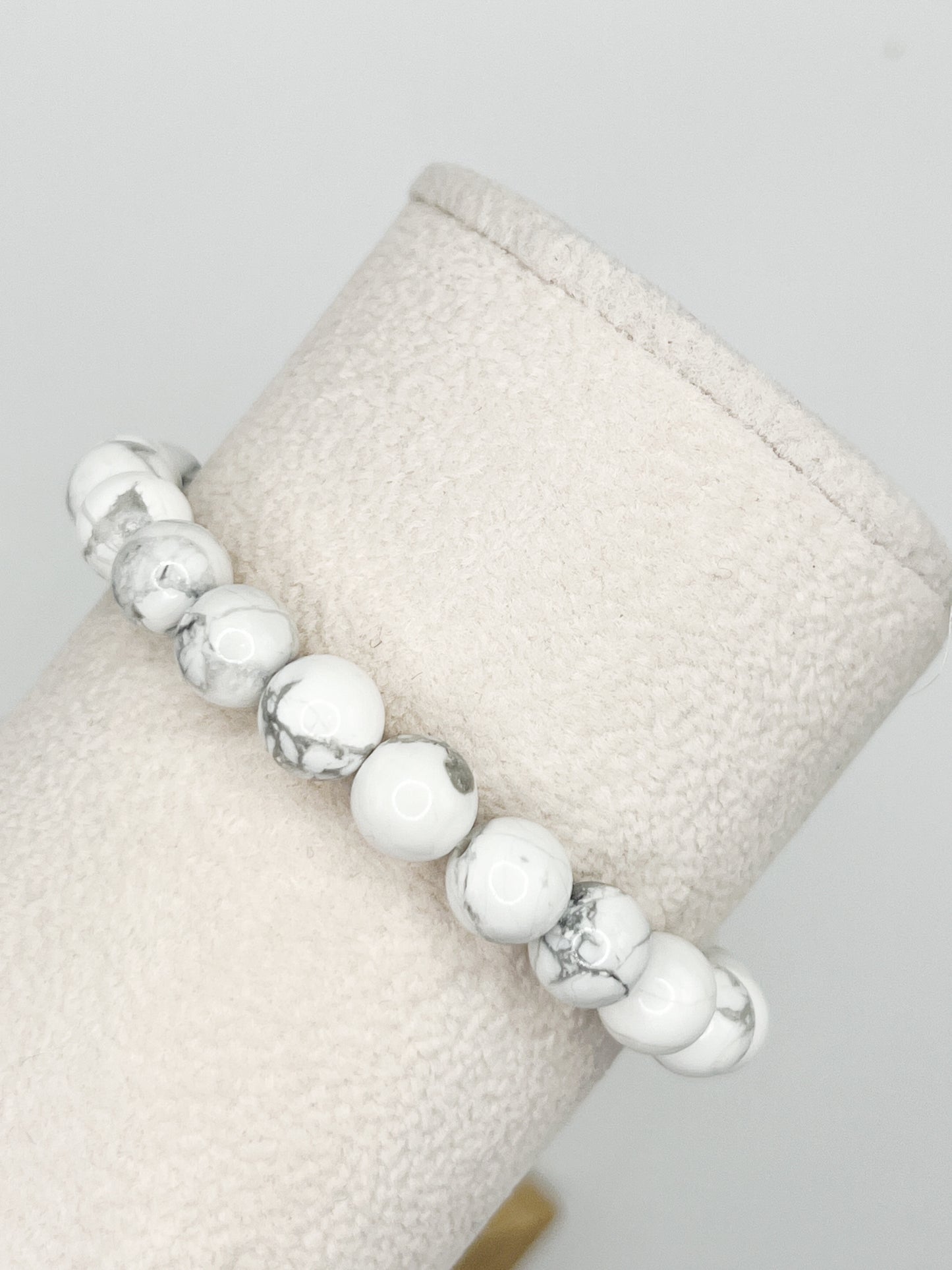 white-howlite-bracelet